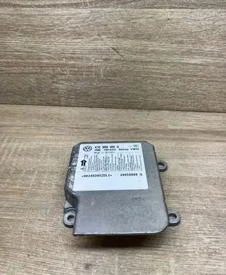Skoda Fabia Mk1 (6Y) Airbag control unit/module 1C0909601A 5WK43123