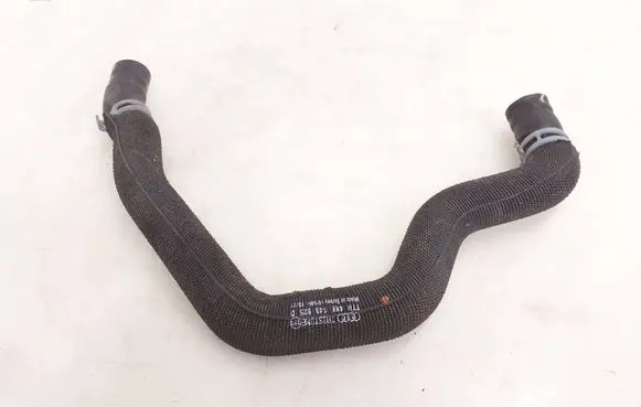 Audi e-tron Electric car engine cooling hoses/pipes 4KE145925D