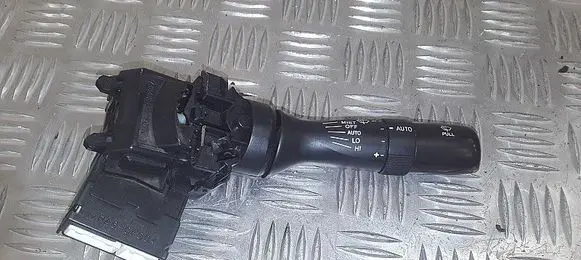 Lexus IS 220D-250-350 Wiper switch 17f111