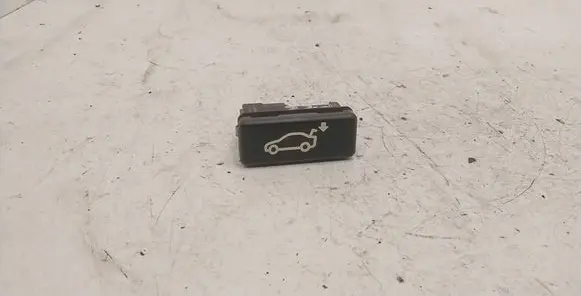 BMW 7 E65 E66 Tailgate/boot open switch button 8375580 5035 9801