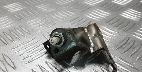 Lexus IS 220D-250-350 Brake pedal sensor switch