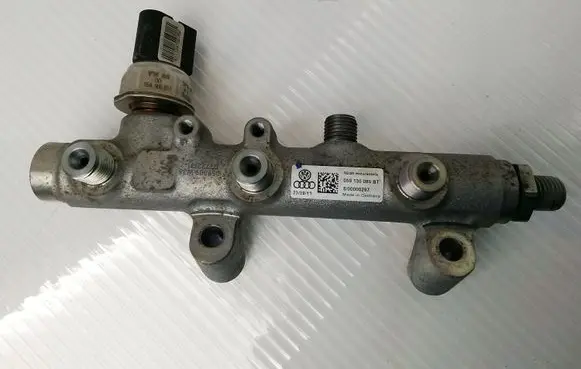 Volkswagen Touareg I Fuel main line pipe 059130089BT