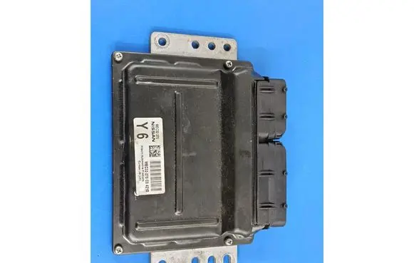 Nissan Almera Tino Engine control unit/module ECU MEC32-270C34210