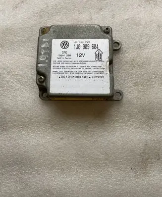 Volkswagen PASSAT B5 Airbag control unit/module 1J0909604 42970209 5WK42860