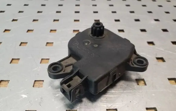 Chrysler Grand Voyager IV Air flap motor/actuator 04885465AAB