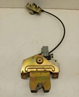 Volvo S60 Tailgate/trunk/boot lock/catch/latch 8652398