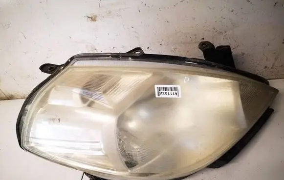 Nissan Tiida C11 Headlight/headlamp 