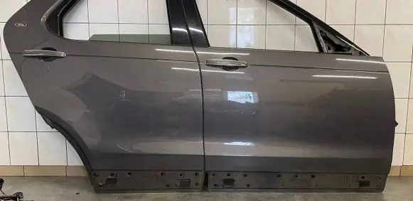 Land Rover Discovery 5 Door (2 Door Coupe) 