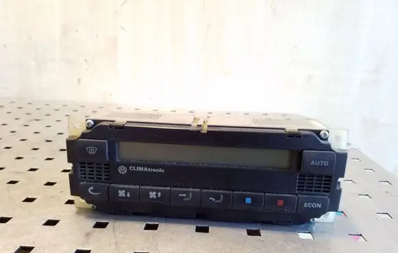 Volkswagen PASSAT B5 Climate control unit 3B2907044A