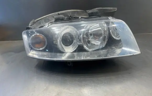 Audi A4 S4 B6 8E 8H Headlight/headlamp 8E0941004F 89305700 8E0990008E
