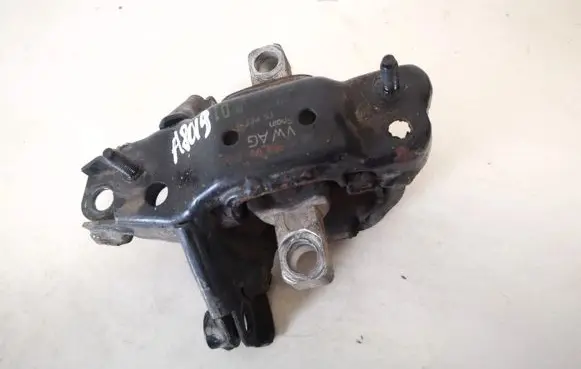 Volkswagen Polo Engine mount bracket 6q0199555