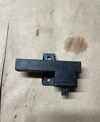Audi A7 S7 4G Keyless (KESSY) go control unit/module 8K0907247 33542221