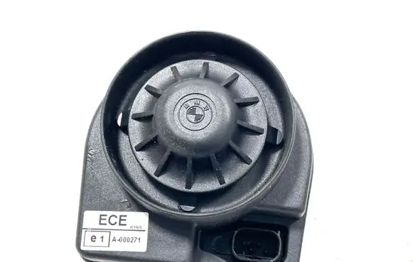 BMW X3 E83 Alarm system siren 838315214