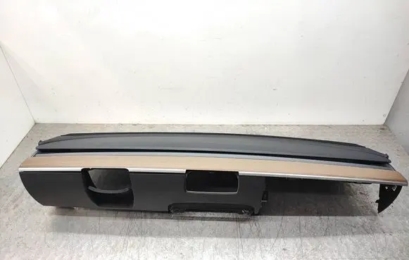 Tesla Model 3 Dashboard 202312TX T0529100 2019473X
