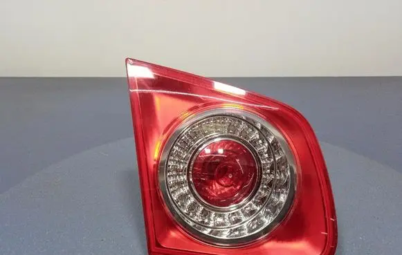Volkswagen Jetta V Rear/tail lights 1K5945093