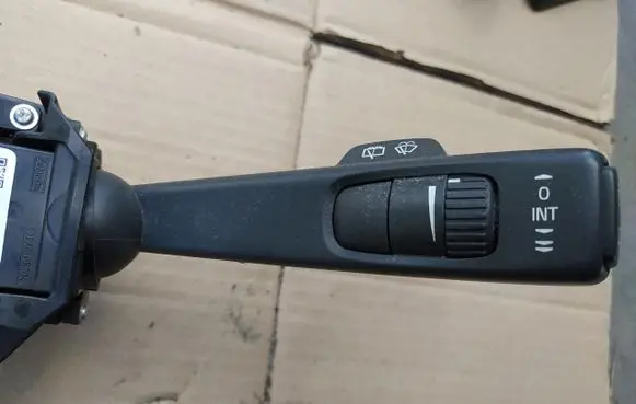 Volvo V70 Headlight wiper switch 