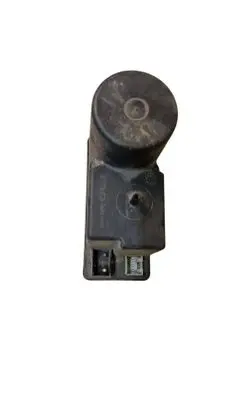 Audi A4 S4 B7 8E 8H Central locking vacuum pump 4A0862257A