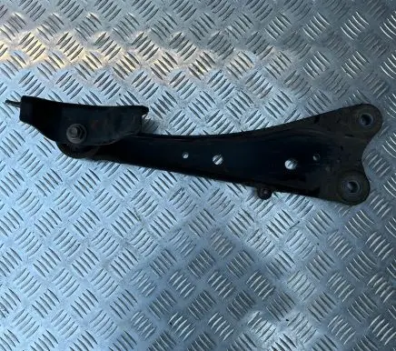 Toyota RAV 4 (XA40) Rear upper control arm/wishbone