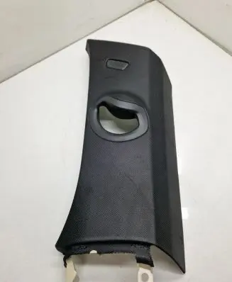 BMW X5 G05 (C) pillar trim 8956037