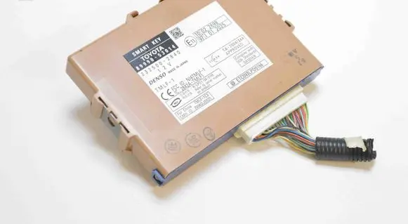 Lexus IS 220D-250-350 Other devices 8999053014