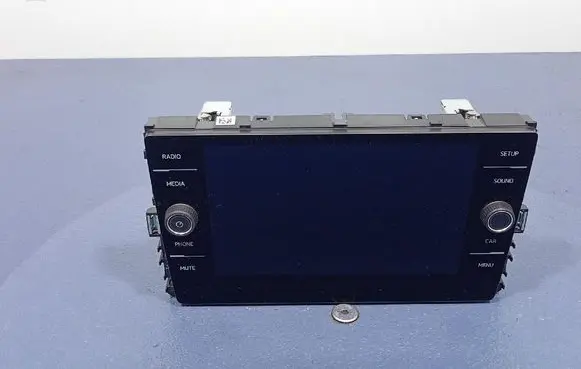 Volkswagen Golf Sportsvan Radio/CD/DVD/GPS head unit 5G6919605