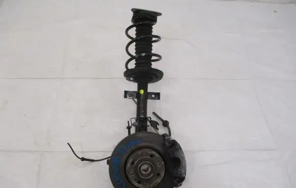 Renault Clio IV Front shock absorber/damper