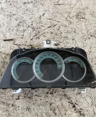 Toyota Corolla Verso AR10 Speedometer (instrument cluster)