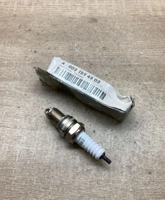 Mercedes-Benz G W460 Spark plug A0031594503