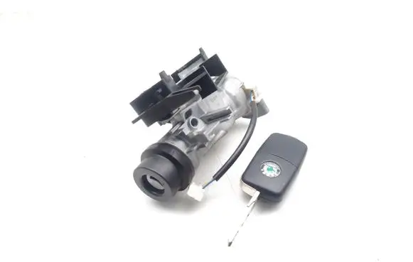 Skoda Superb B6 (3T) Ignition lock 1K0905851B 5K0905865