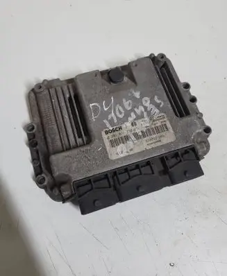 Renault Scenic II - Grand scenic II Engine control unit/module 0281011776 8200386508 8200391966