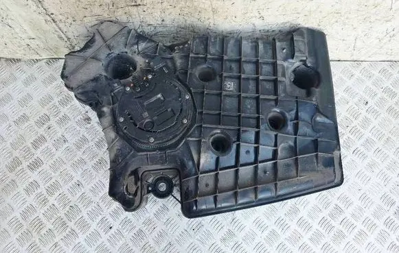 Mercedes-Benz E W213 AdBlue liquid reservoir A2134701503 A0994713600