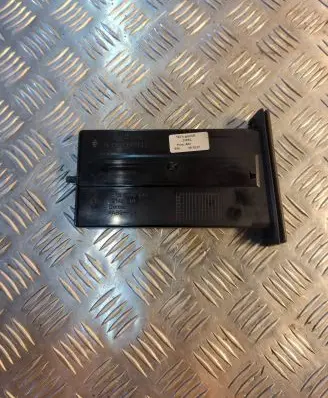 BMW 5 E60 E61 Cup holder 12145110 320520100 7047145