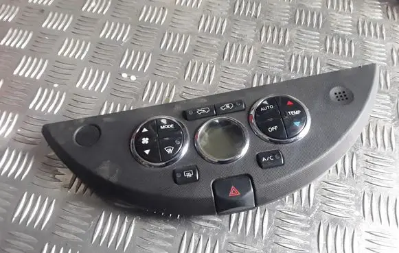 Nissan Note (E11) Climate control unit 275009U00A