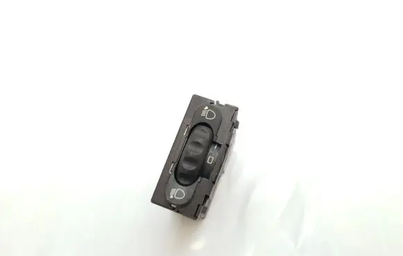 Renault Scenic I Headlight level height control switch 7700841235G