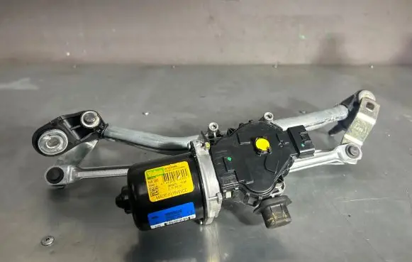 Renault Captur II Wiper motor 288003426R W000088200 49544954