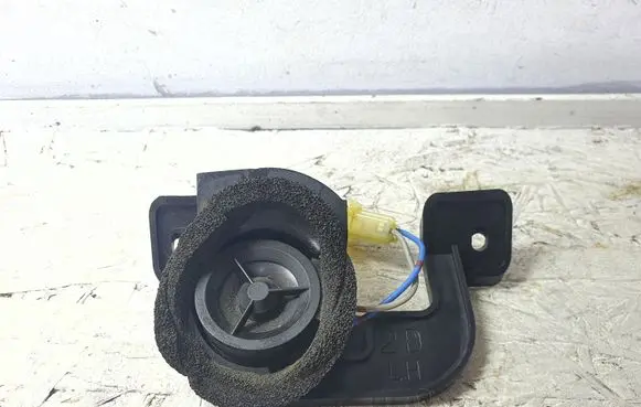 Subaru Legacy Front door high frequency speaker 86304AG210