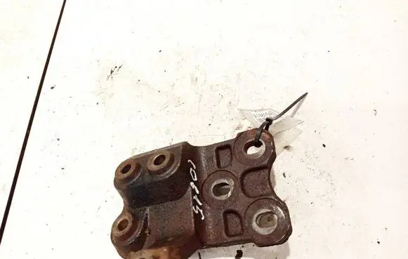 Toyota Aygo AB10 Engine mounting bracket