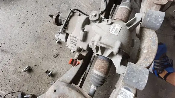 Ford Kuga I Rear differential 6530104100 127673 9V4N4N053AC