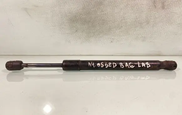 Audi A4 S4 B7 8E 8H Tailgate/trunk strut/damper 8E5827552AA