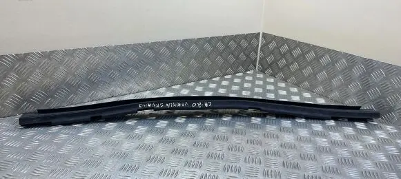 Engine compartment rubber