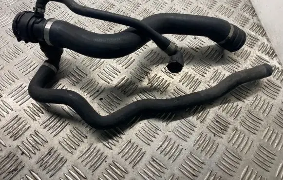BMW 5 E60 E61 Engine coolant pipe/hose 7525641