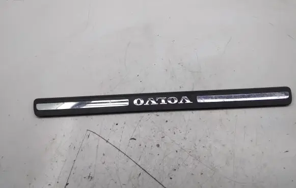 Volvo V60 Front sill trim cover