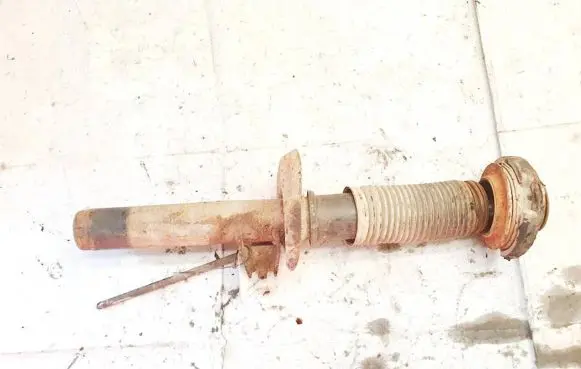 Volkswagen Touran I Front shock absorber/damper