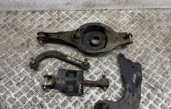 Rear upper control arm/wishbone