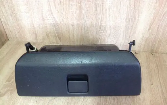 Mercedes-Benz ML W163 Glove box A1636890191