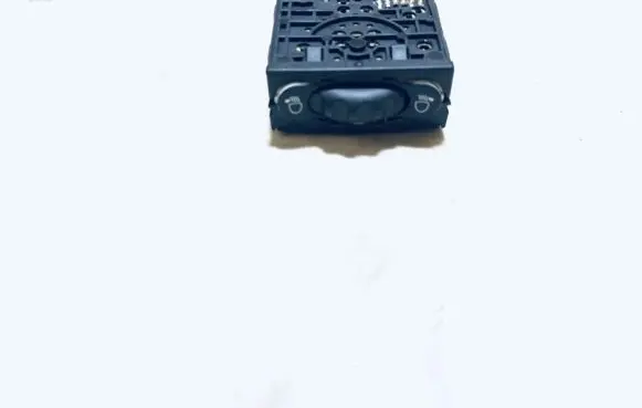 Renault Clio III Headlight level height control switch 8200379685