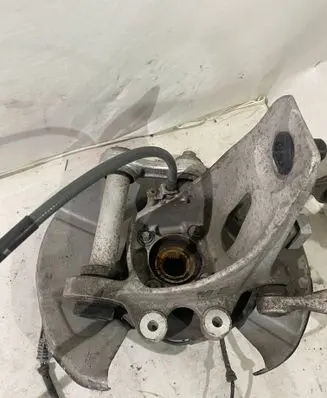 BMW M5 Rear wheel hub 2283376