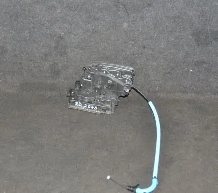 BMW 2 F45 Front door lock 7281934