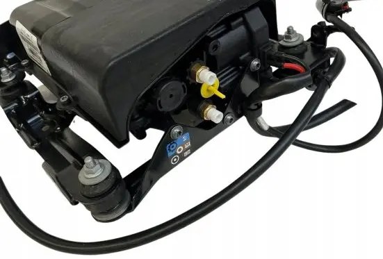 Porsche Panamera (970) Air suspension compressor/pump 97035815127 97035815124