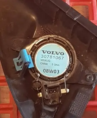 Volvo XC70 Front door speaker 30781067